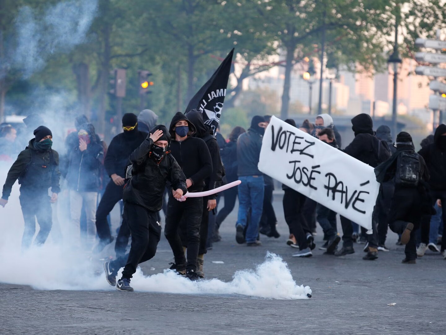 french-protest1.jpg french-protest1.jpg
