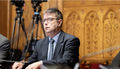 A volt főügyész szerint Vargának és Rogánnak nincs köze a végrehajtói botrányhoz A volt főügyész szerint Vargának és Rogánnak nincs köze a végrehajtói botrányhoz